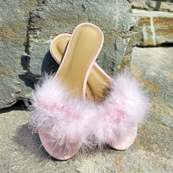 NWT!! Blush Sandals - Picture 4 of 4